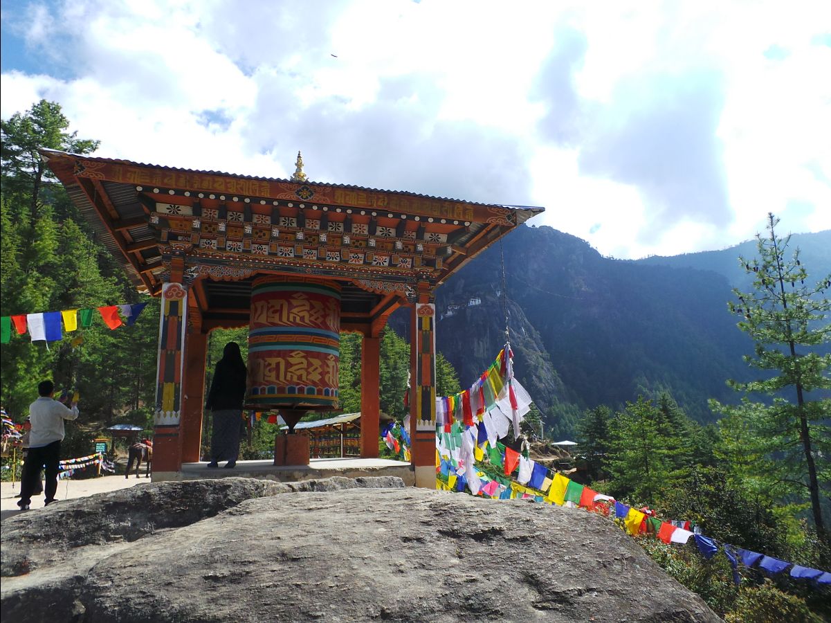 Tiger's Nest Monestary Hike033